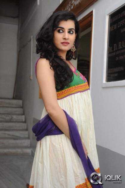 Archana-at-Maha-Bhaktha-Siriyala-Movie-Platinum-Disc-Function